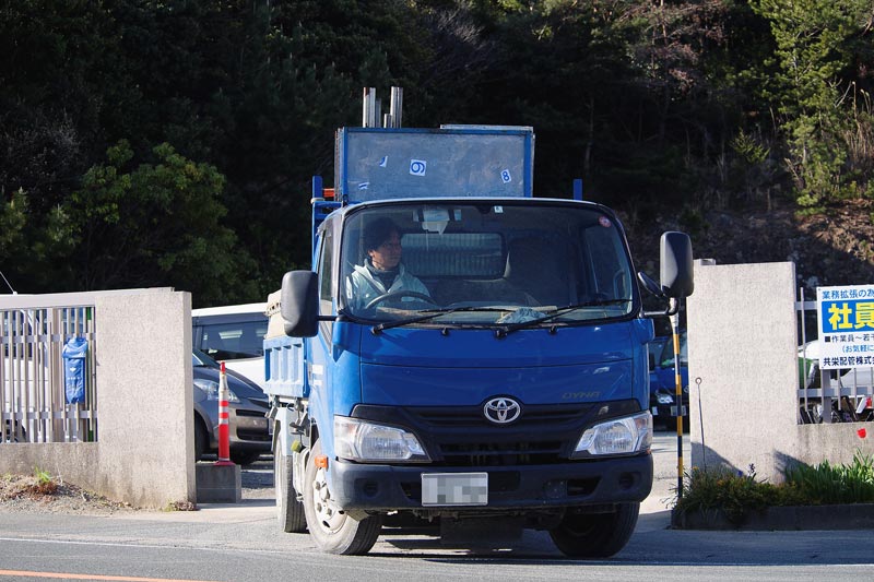 ダンプ運転手(MT)